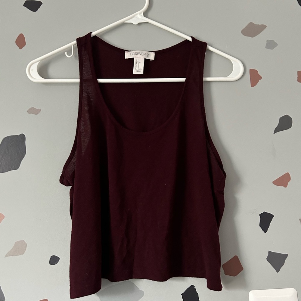 Cropped racerback tank